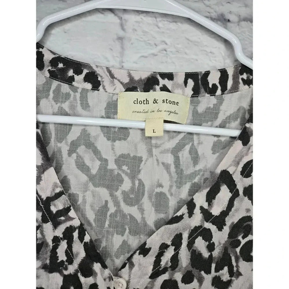 Anthropologie Cloth & Stone Large Animal Print Cropped Tie Waist Long Sleeve. - Picture 7 of 9
